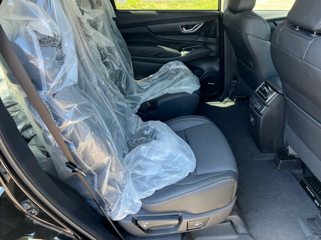 2025 Subaru Ascent Limited Hagerstown MD