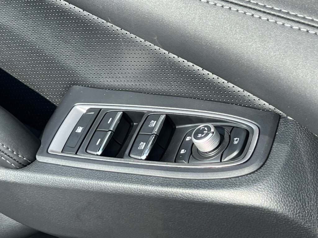 2025 Subaru Ascent Limited Hagerstown MD