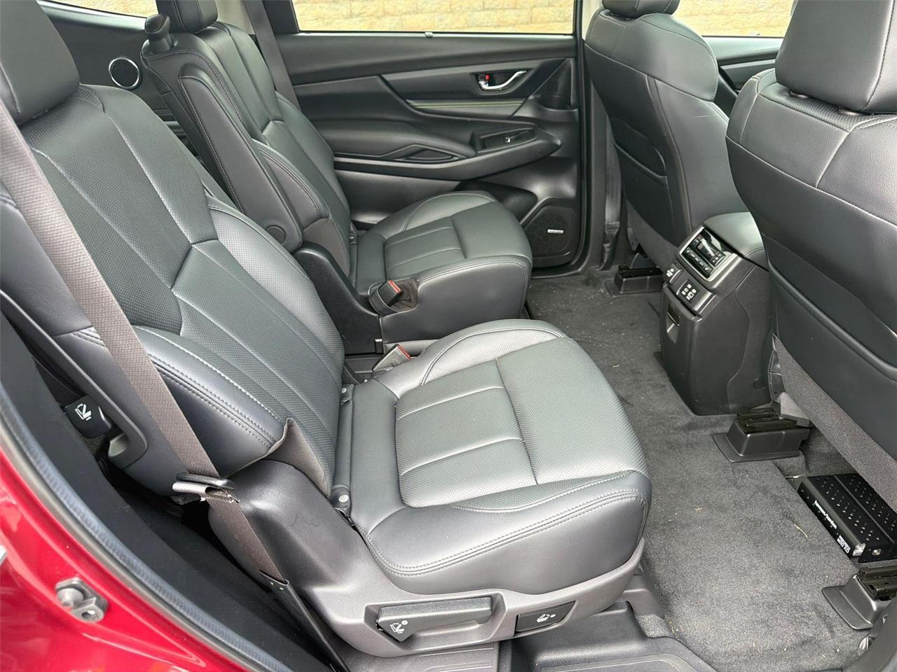 2025 Subaru Ascent Onyx Edition Touring Hagerstown MD