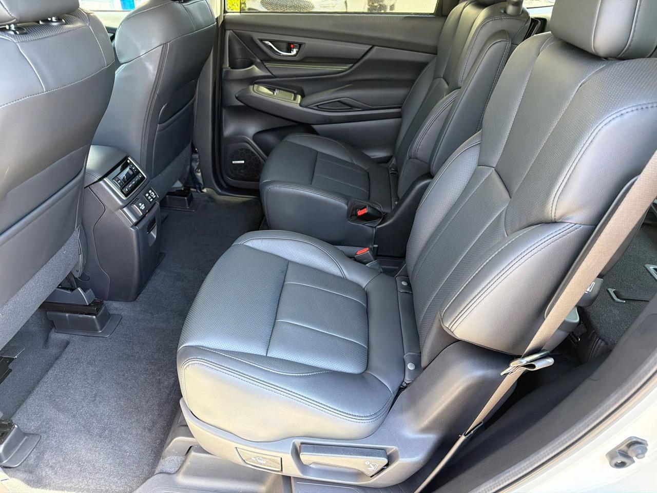 2025 Subaru Ascent Onyx Edition Touring Hagerstown MD