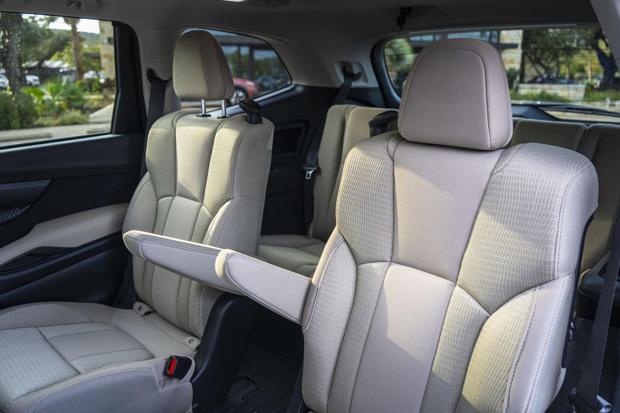 2025 Subaru Ascent Premium San Antonio TX