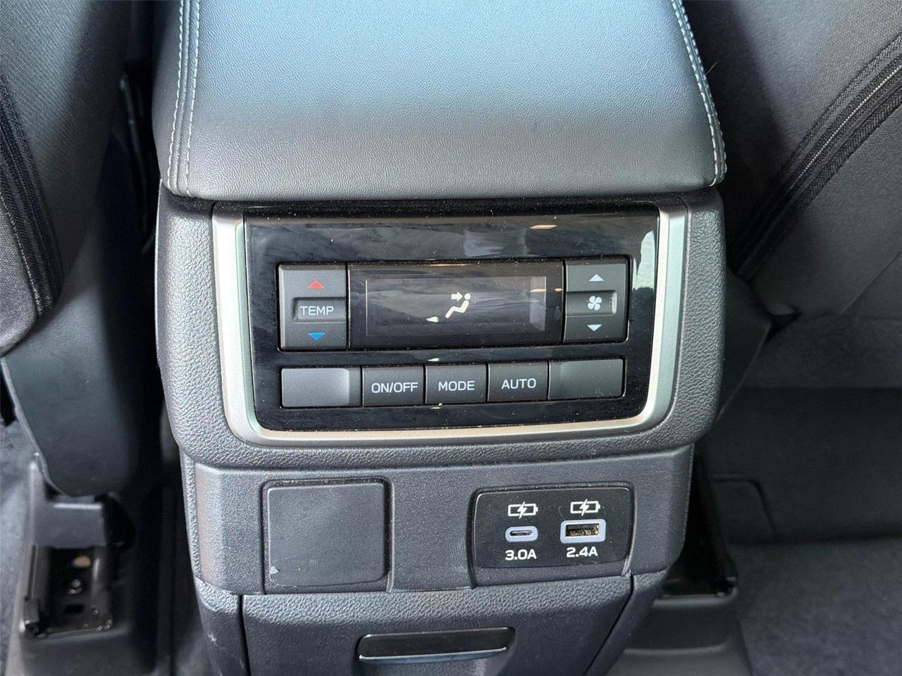 2025 Subaru Ascent Premium Hagerstown MD