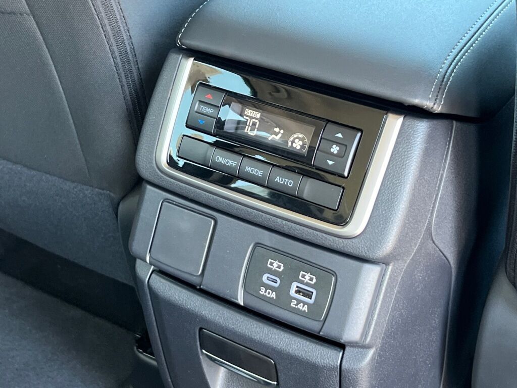2025 Subaru Ascent Premium Hagerstown MD