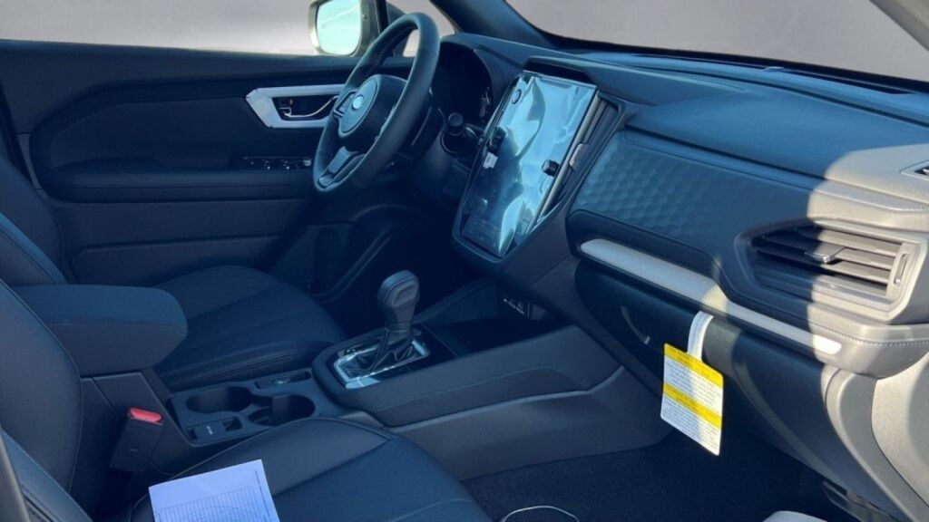 2025 Subaru FORESTER Limited Fredericksburg VA