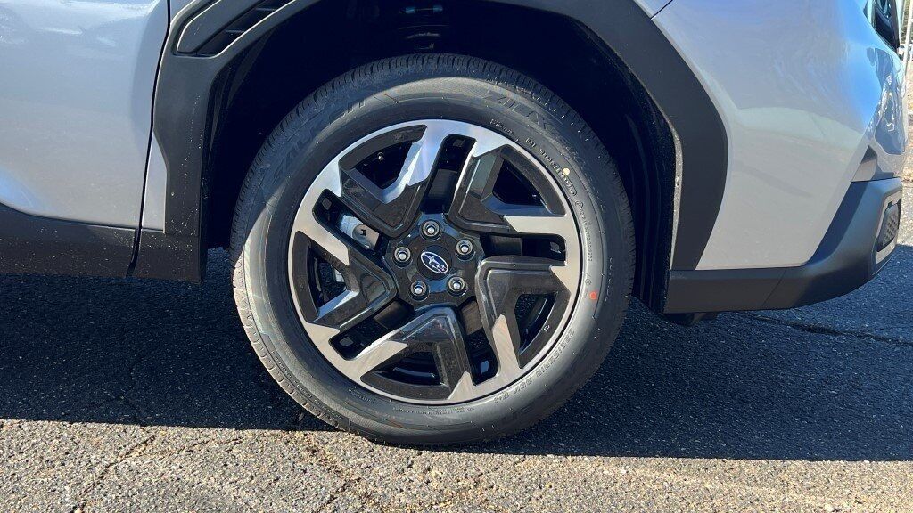 2025 Subaru FORESTER Limited Fredericksburg VA