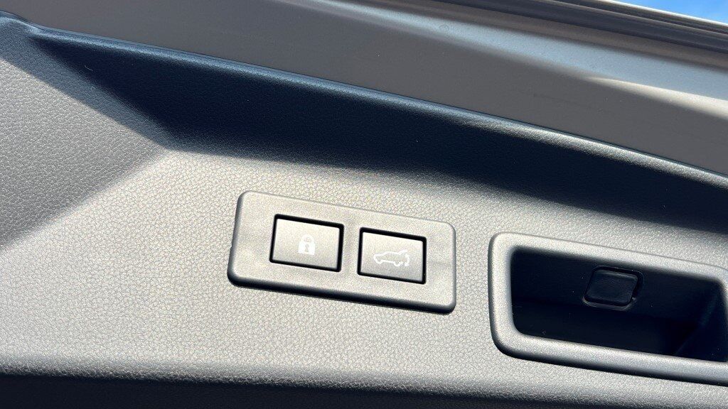 2025 Subaru FORESTER Limited Fredericksburg VA