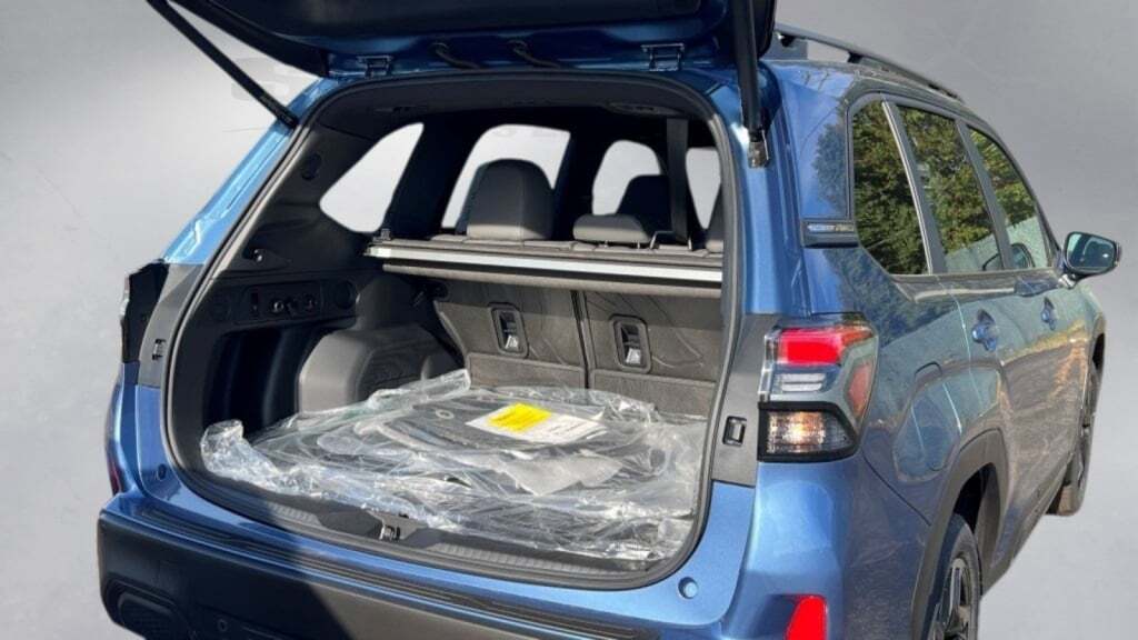 2025 Subaru FORESTER Limited Fredericksburg VA