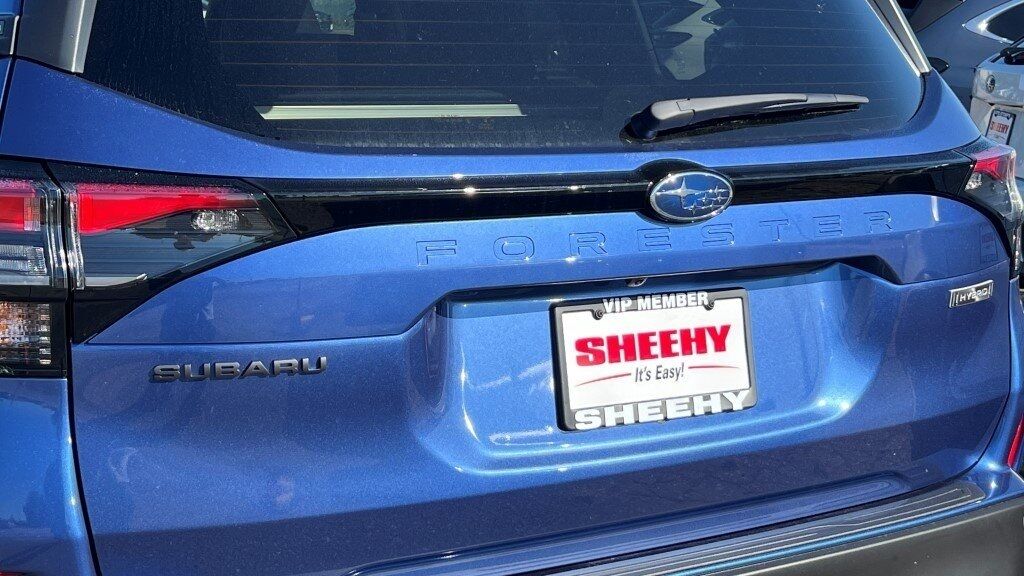 2025 Subaru FORESTER Touring Hybrid Fredericksburg VA