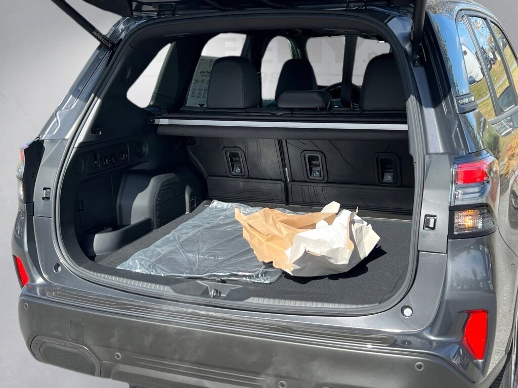 2025 Subaru Forester Hybrid Limited Hybrid Hagerstown MD