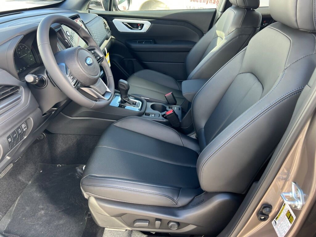 2025 Subaru Forester Hybrid Limited Hybrid Hagerstown MD