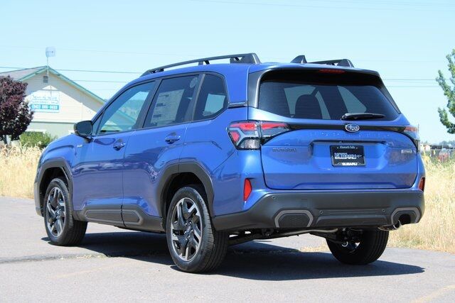 2025 Subaru Forester Hybrid Limited Klamath Falls OR