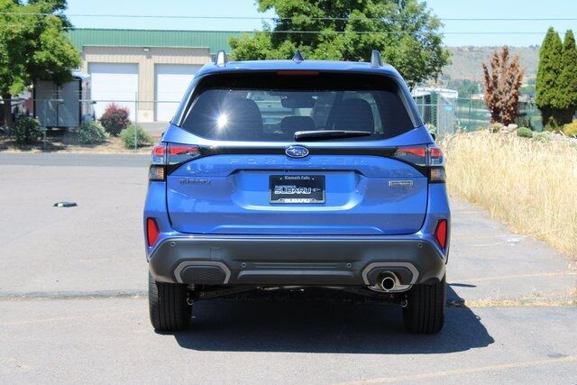 2025 Subaru Forester Hybrid Limited Klamath Falls OR
