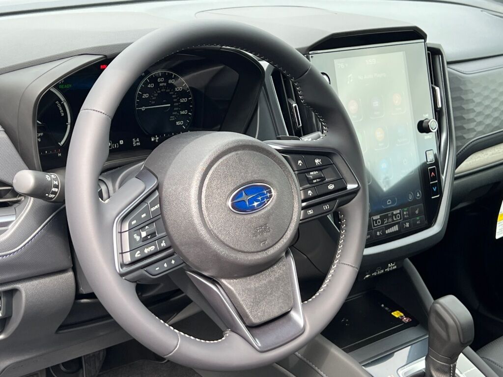 2025 Subaru Forester Hybrid Limited Hagerstown MD