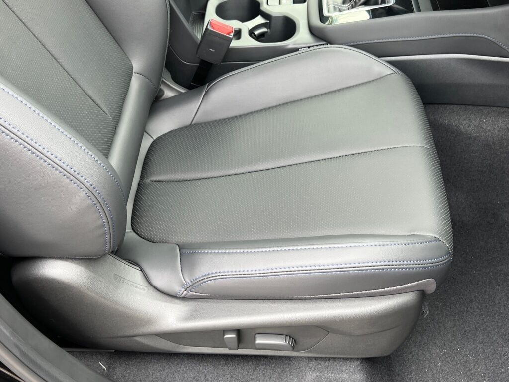 2025 Subaru Forester Hybrid Limited Hagerstown MD