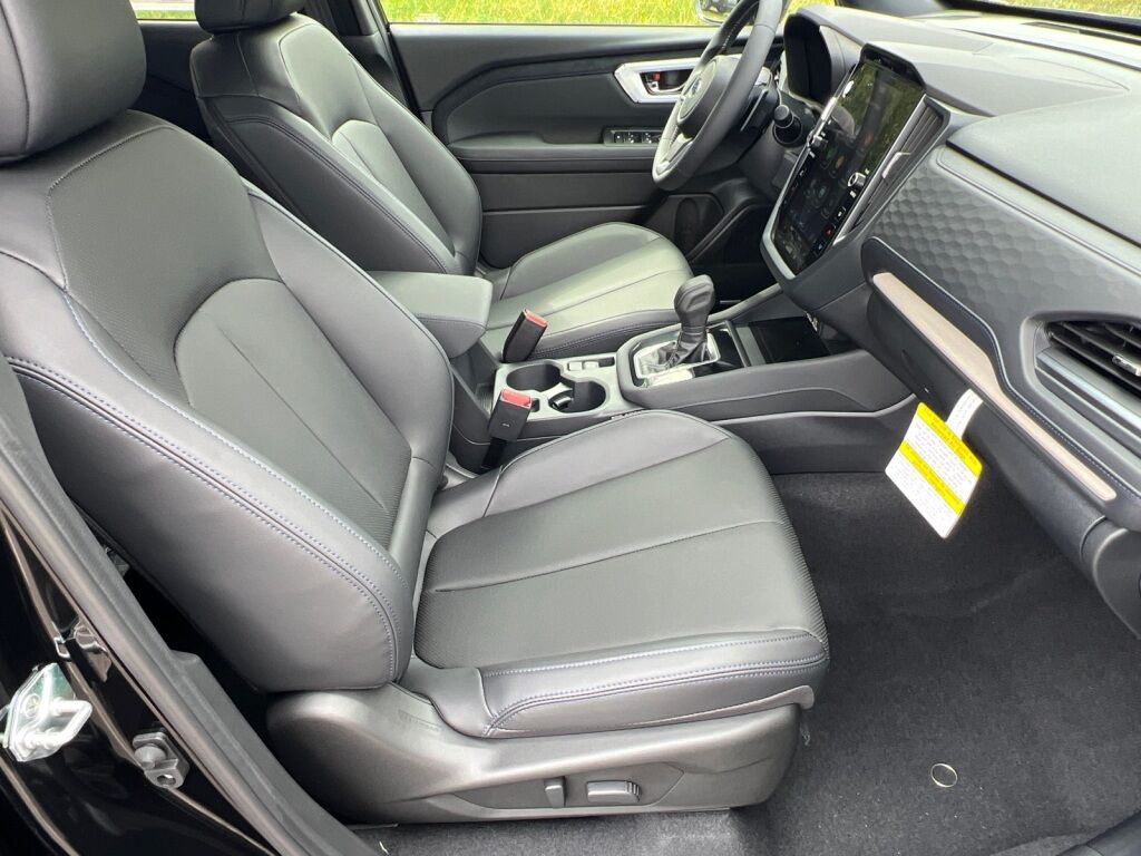 2025 Subaru Forester Hybrid Limited Hagerstown MD