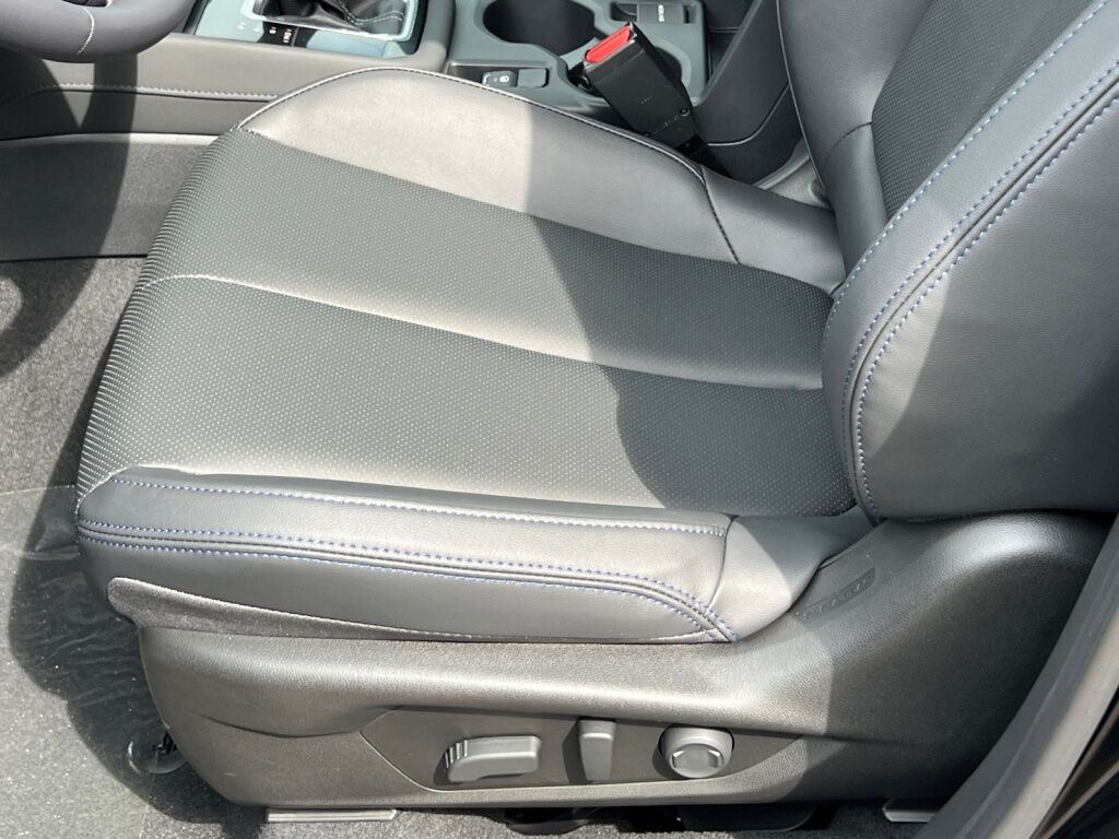 2025 Subaru Forester Hybrid Limited Hagerstown MD