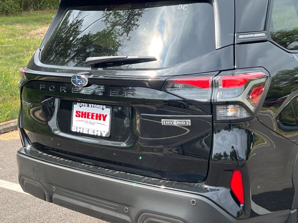 2025 Subaru Forester Hybrid Limited Hagerstown MD