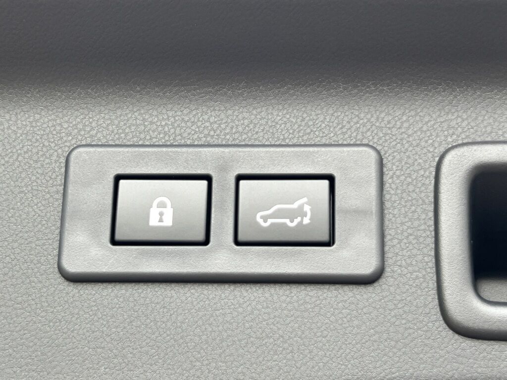 2025 Subaru Forester Hybrid Limited Hagerstown MD
