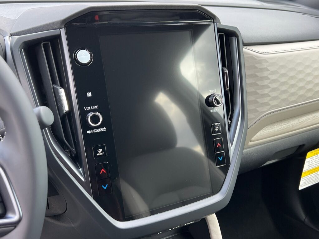 2025 Subaru Forester Hybrid Limited Hagerstown MD