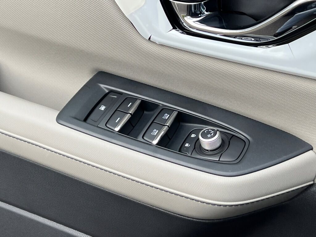 2025 Subaru Forester Hybrid Limited Hagerstown MD