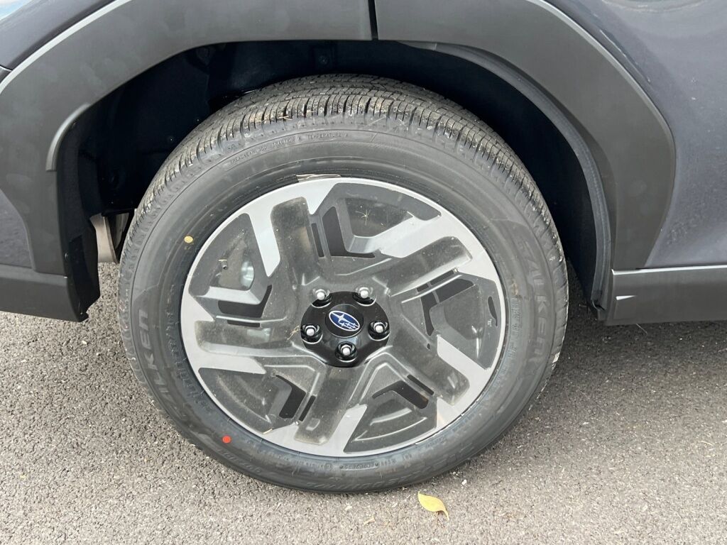 2025 Subaru Forester Hybrid Limited Hagerstown MD