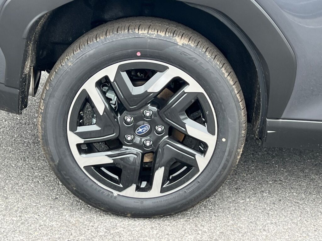 2025 Subaru Forester Hybrid Limited Hagerstown MD