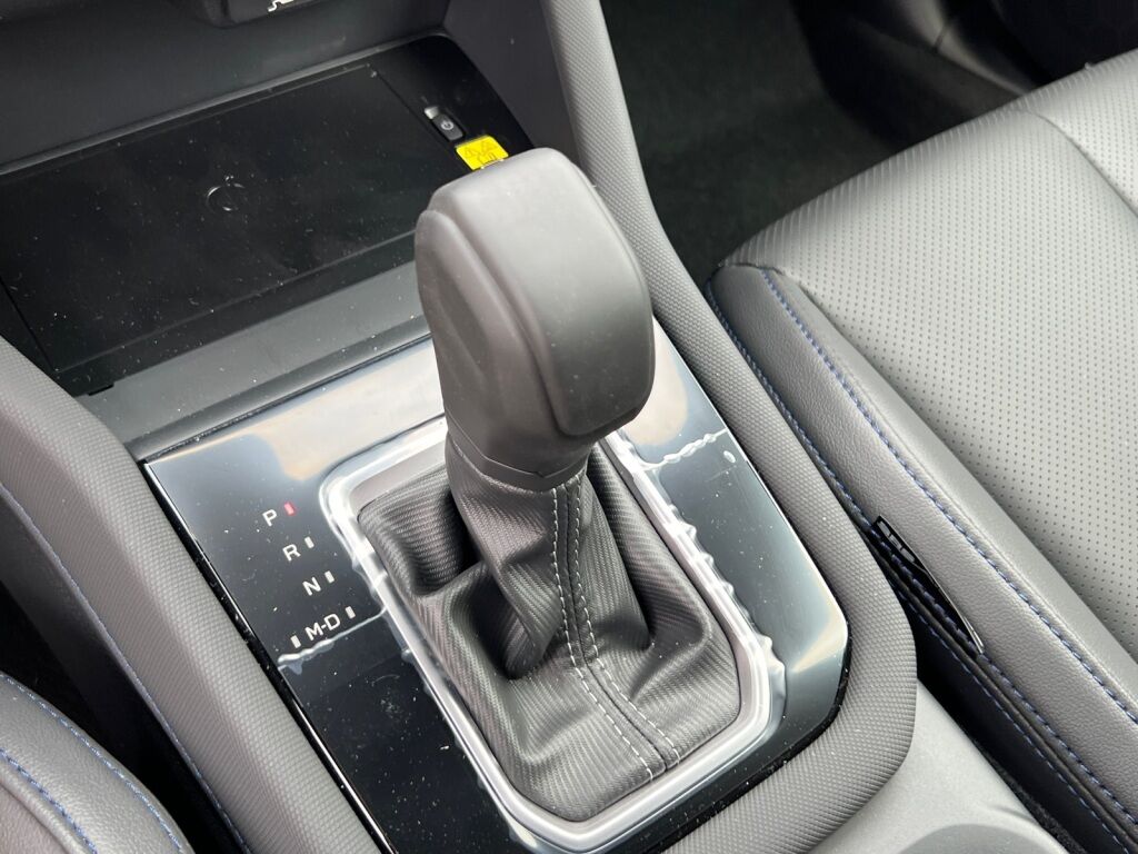 2025 Subaru Forester Hybrid Limited Hagerstown MD