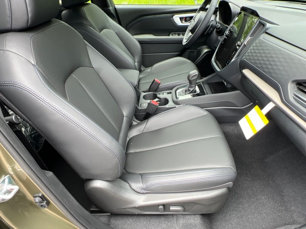 2025 Subaru Forester Hybrid Limited Hagerstown MD