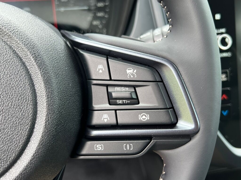 2025 Subaru Forester Hybrid Limited Hagerstown MD