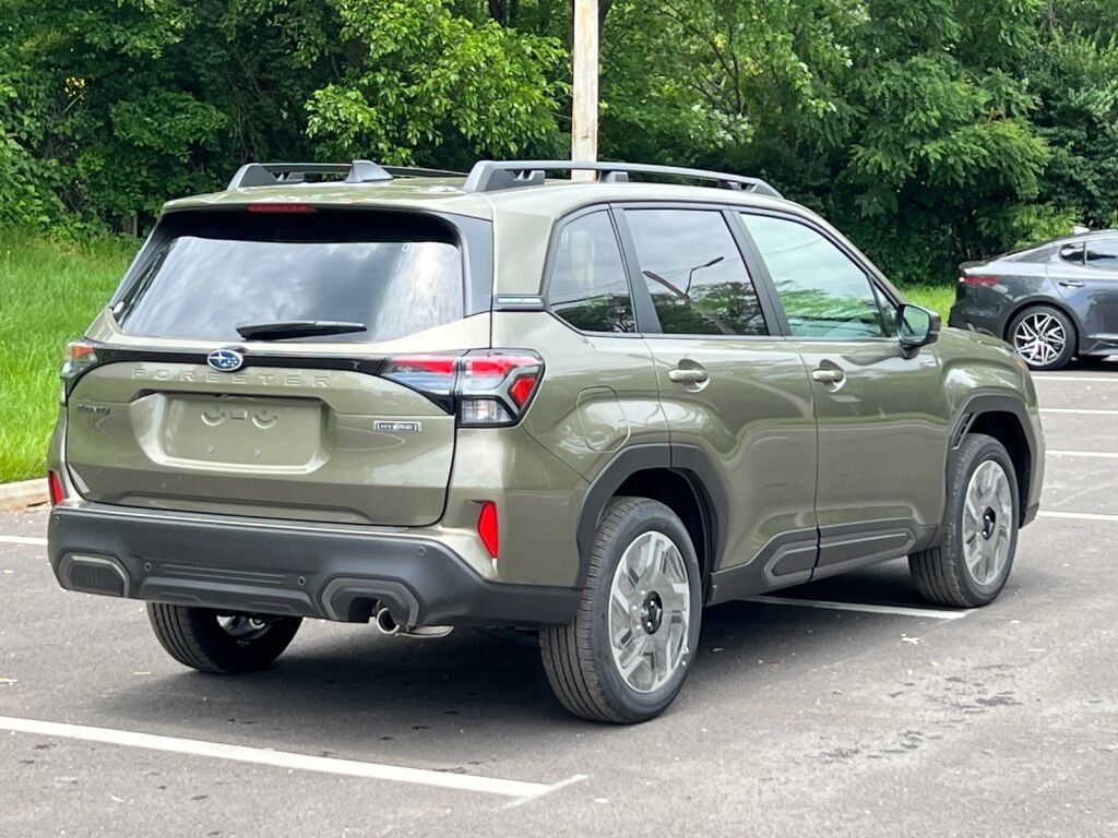 2025 Subaru Forester Hybrid Limited Hagerstown MD