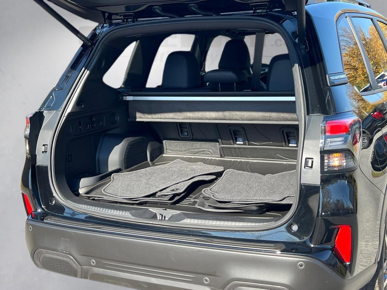 2025 Subaru Forester Hybrid Limited Hagerstown MD