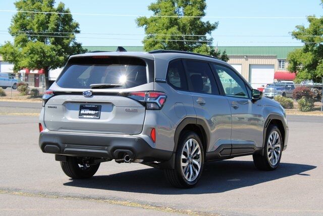 2025 Subaru Forester Hybrid Touring Klamath Falls OR