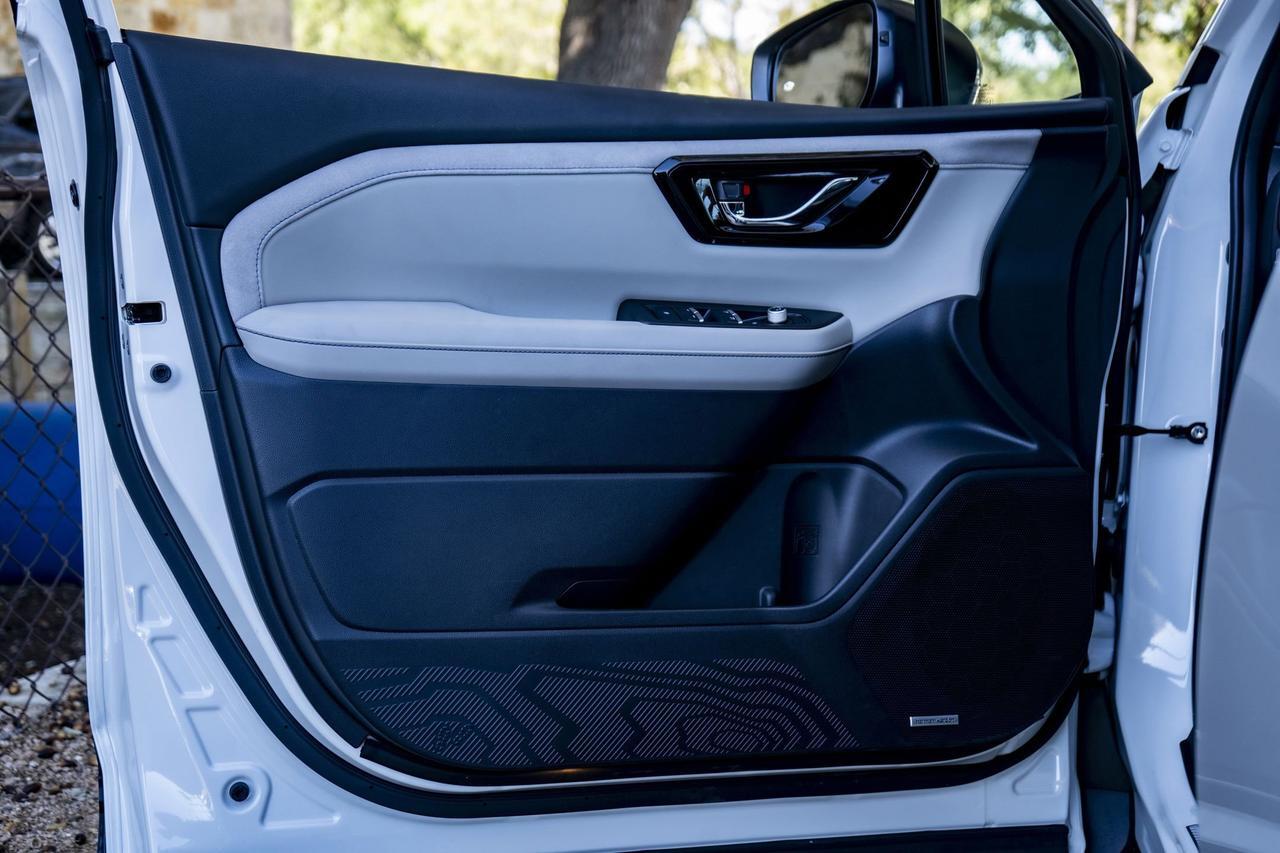 2025 Subaru Forester Limited Hybrid San Antonio TX