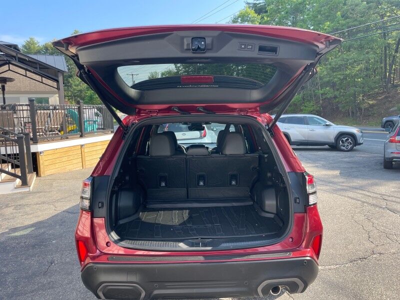 2025 Subaru Forester Limited Webster MA