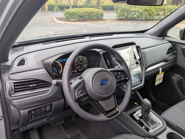 2025 Subaru Forester Premium Hybrid