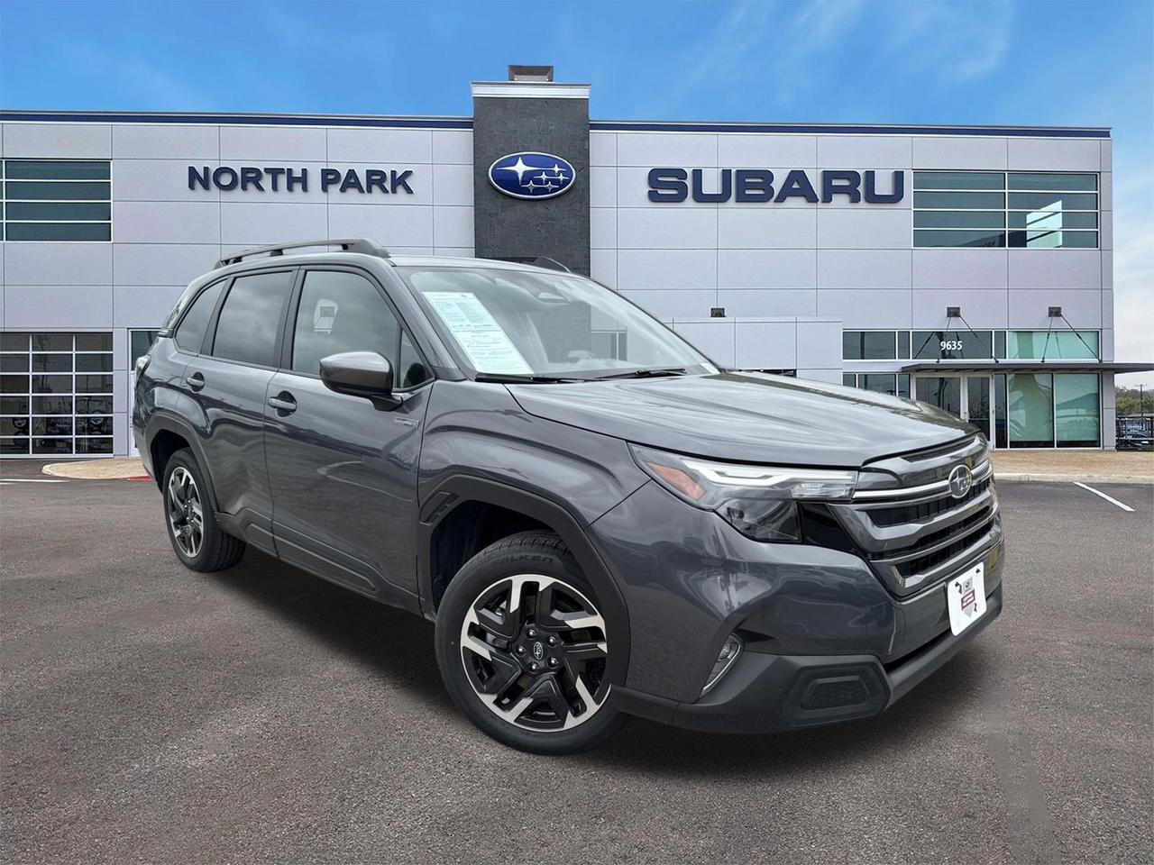 2025 Subaru Forester Premium Hybrid