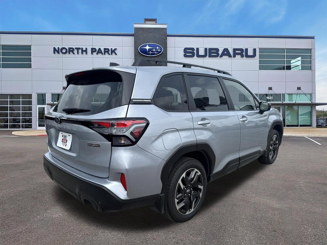 2025 Subaru Forester Premium Hybrid