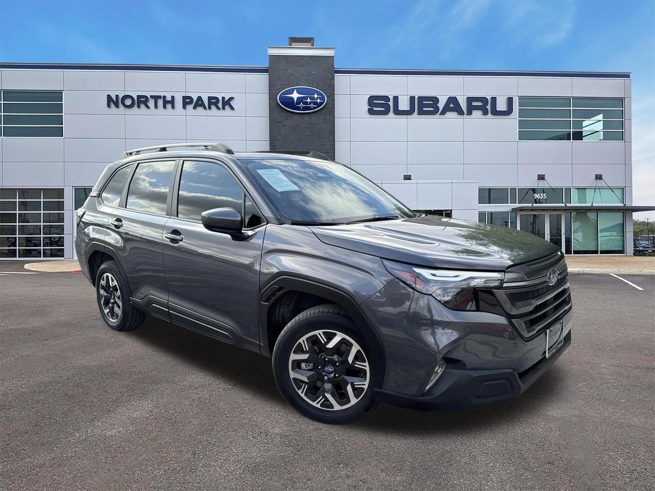 2025 Subaru Forester Premium