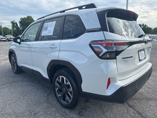 2025 Subaru Forester Premium Carbondale IL