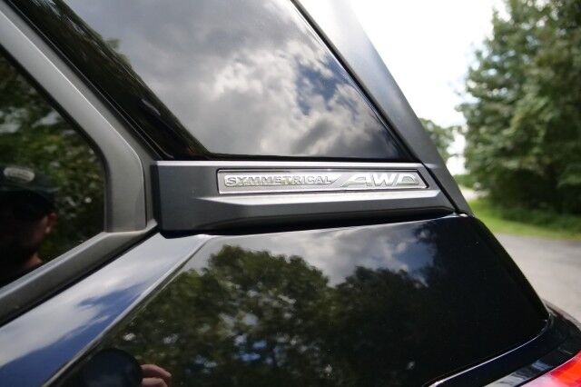 2025 Subaru Forester Touring AWD / Cooled Seats / Sunroof / NAV! High Point NC