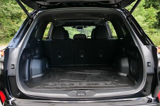2025 Subaru Forester Touring AWD / Cooled Seats / Sunroof / NAV! High Point NC
