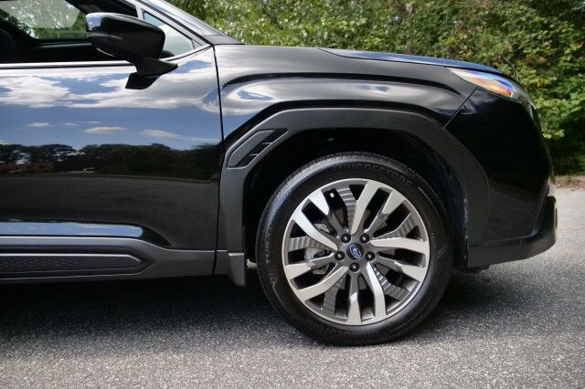 2025 Subaru Forester Touring AWD / Cooled Seats / Sunroof / NAV! High Point NC
