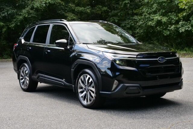 2025 Subaru Forester Touring AWD / Cooled Seats / Sunroof / NAV! High Point NC