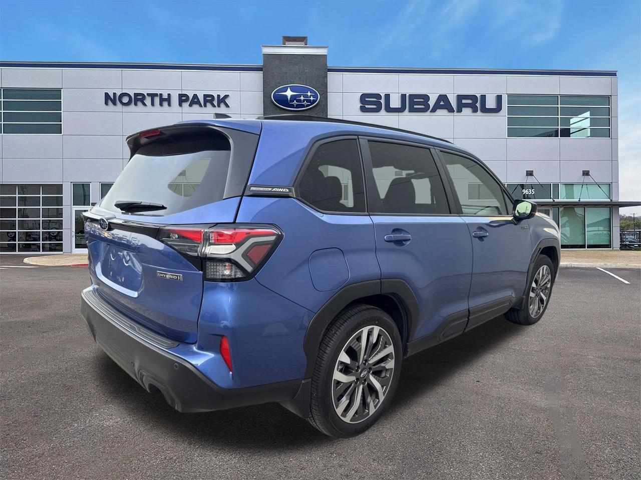 2025 Subaru Forester Touring Hybrid