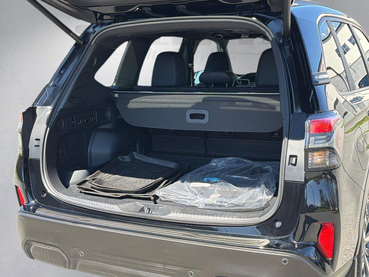 2025 Subaru Forester Touring Hybrid Hagerstown MD