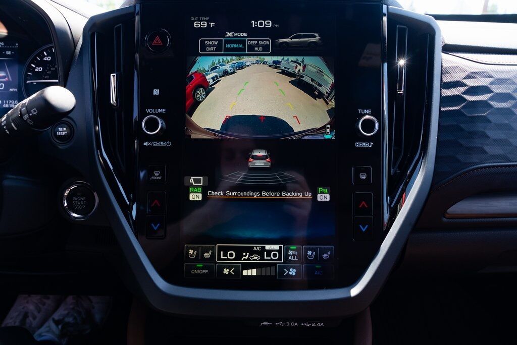 2025 Subaru Forester Touring Milwaukie OR