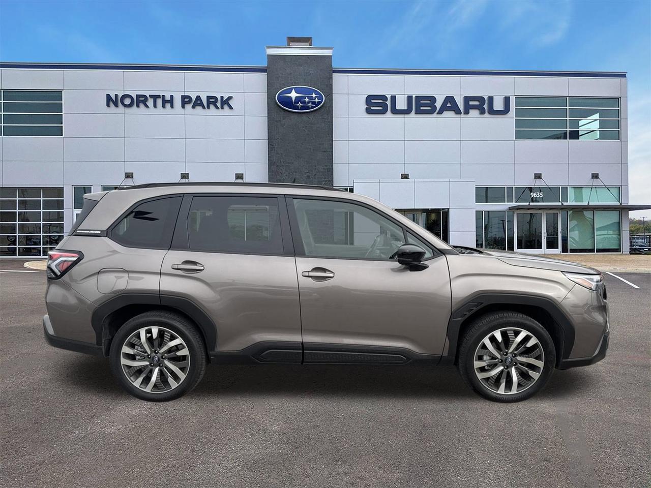 2025 Subaru Forester Touring