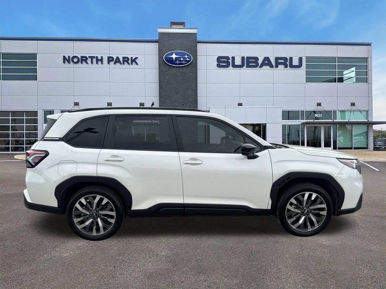 2025 Subaru Forester Touring