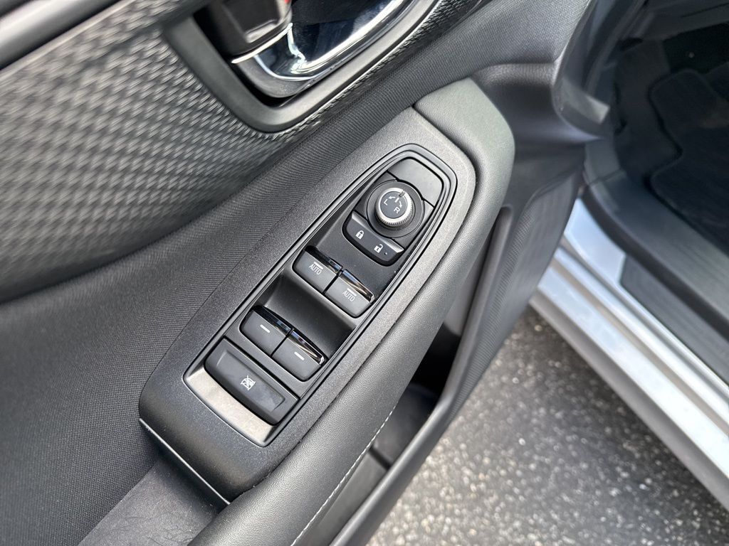 2025 Subaru Legacy Premium - Photo 14