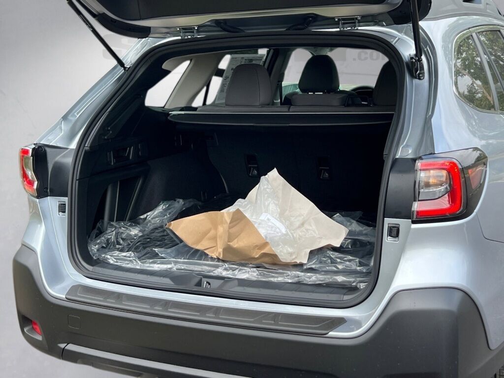 2025 Subaru OUTBACK Premium Hagerstown MD